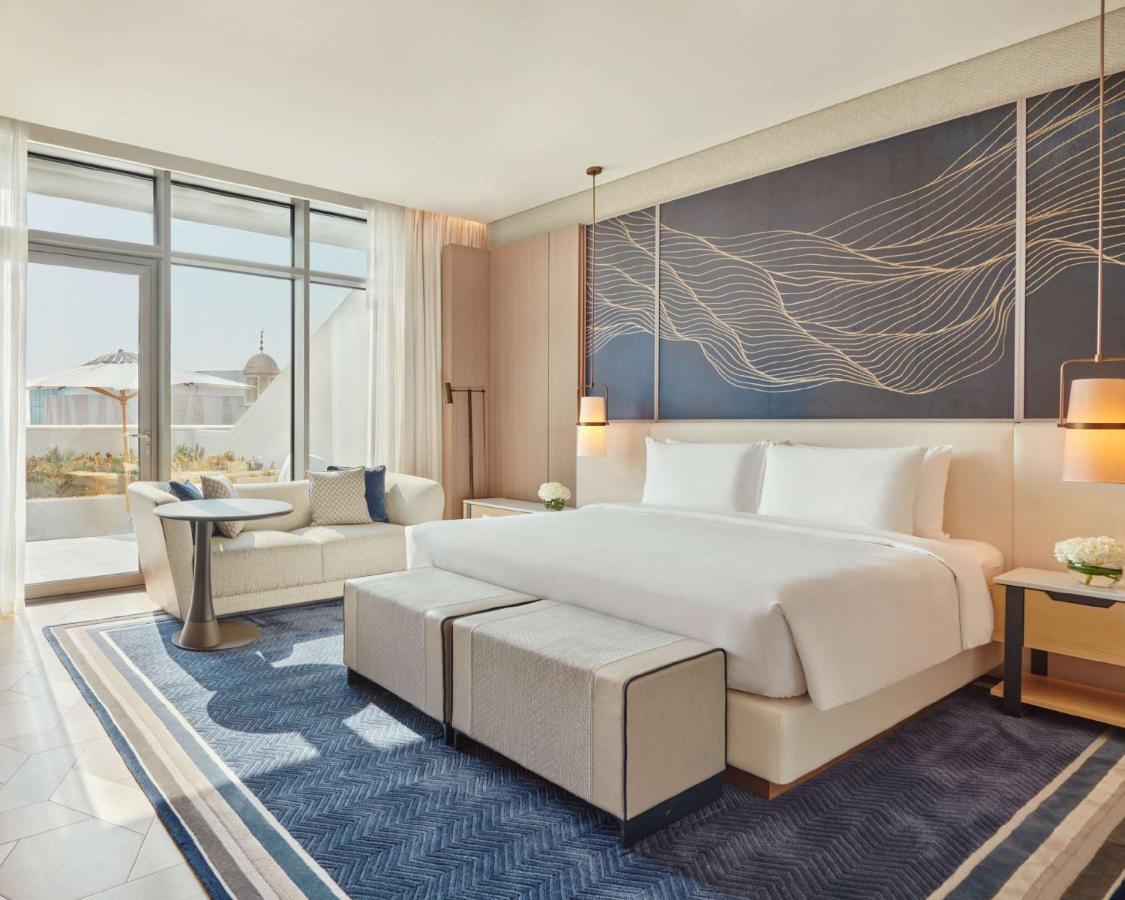 מלון כוויית Grand Hyatt Kuwait מראה חיצוני תמונה A bedroom at the hotel