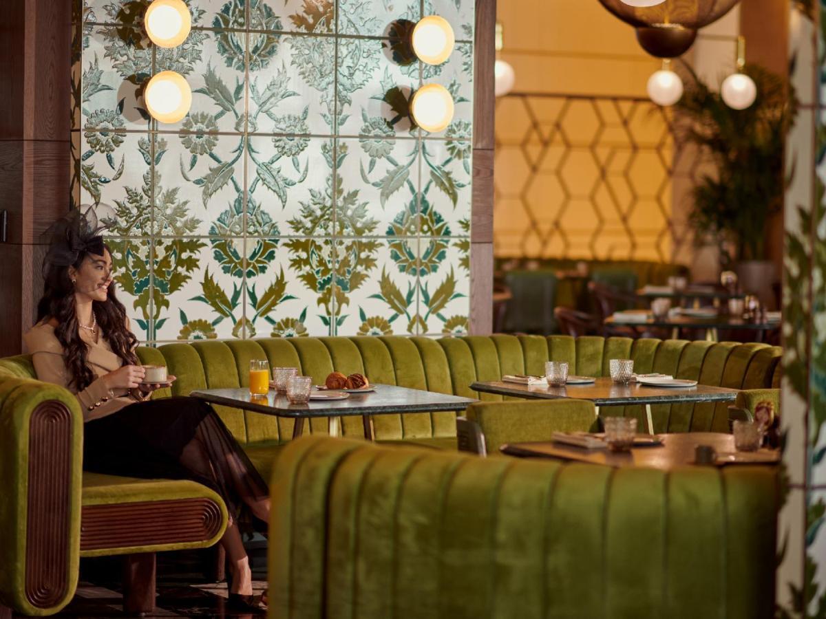 מלון כוויית Grand Hyatt Kuwait מראה חיצוני תמונה The interior of the restaurant