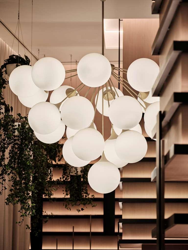 מלון כוויית Grand Hyatt Kuwait מראה פנימי תמונה A chandelier